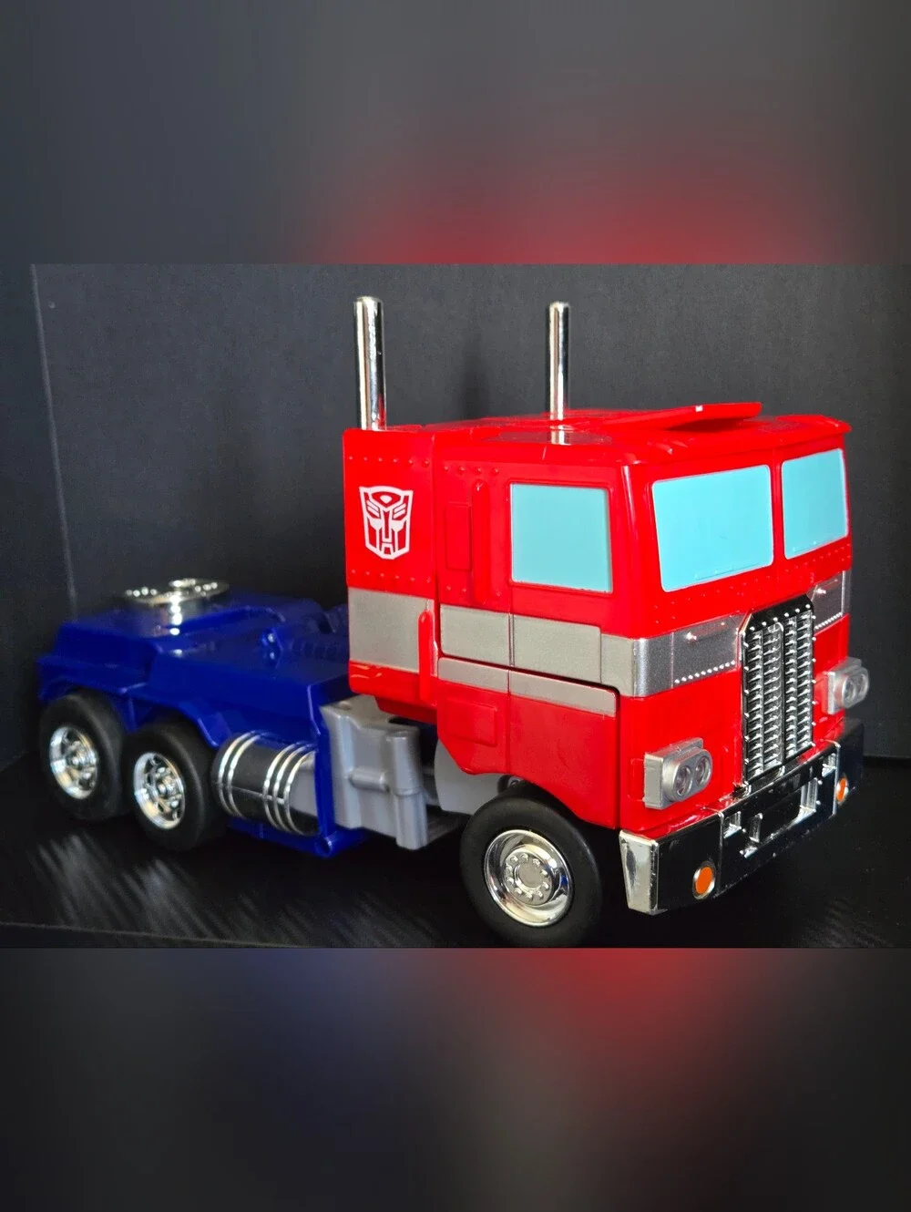 Transformers G1 Optimus Prime 12 inch Converting Lights Jada Toys No Remote RC